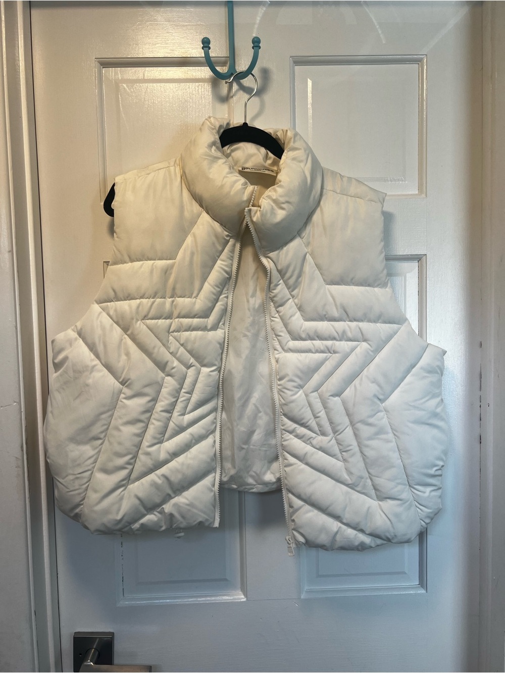 No Boundaries Cream Quilted Puffer Vest for woman